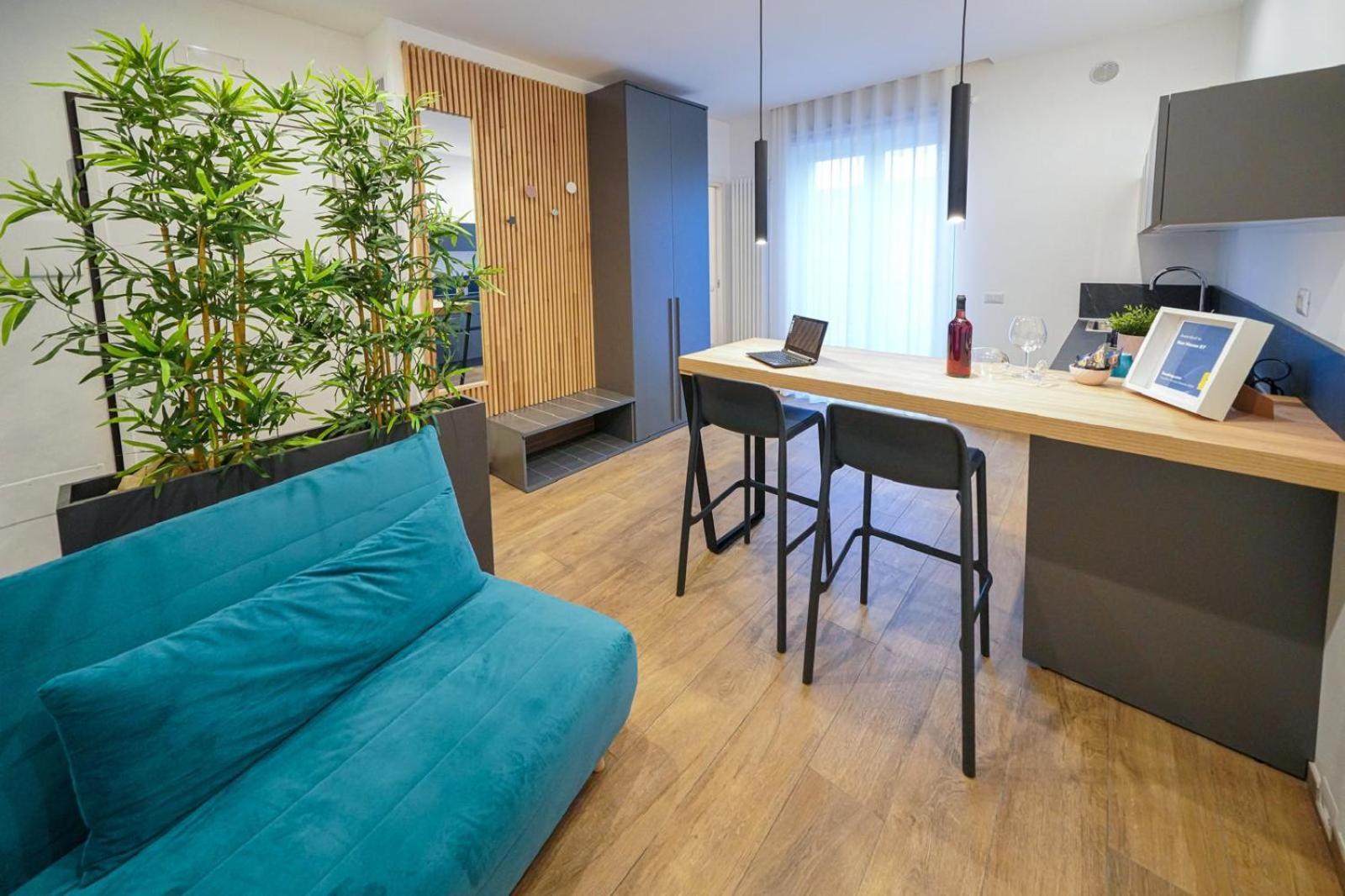 Run House 07 Rooms & Apartments Касано деле Мурдже Екстериор снимка